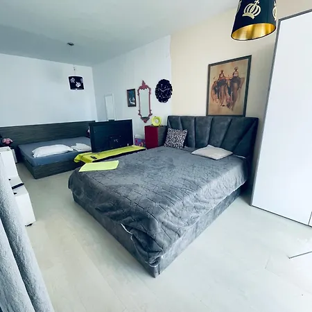 Apartament Rose Garden 10 *